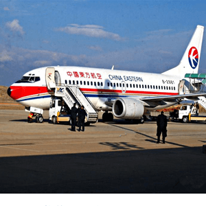 桂林两江航空邮寄航空快运业稳步发展的原因是什么？